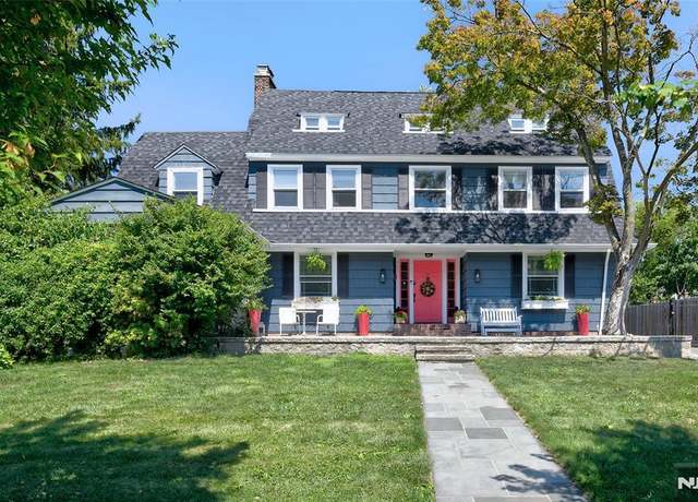 Property at 21 Melrose Pl, Montclair, NJ 07042, 5 beds, 3.5 baths