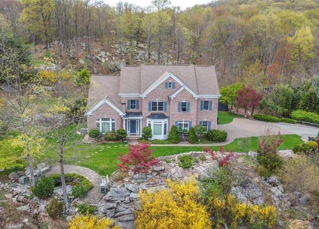 Property at 21 Monksville Ct, Ringwood, NJ 07456, 5 beds, 4.5 baths