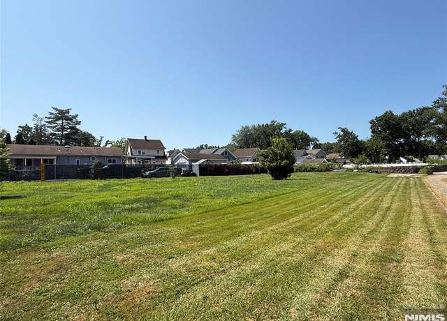 Property at 26 Christina St, Little Ferry, NJ 07643