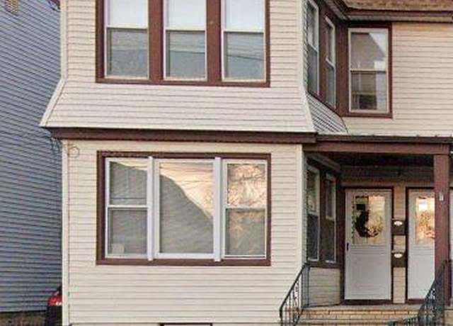 Property at 117 Davis Ave, Kearny, NJ 07032, 4 beds, 3 baths