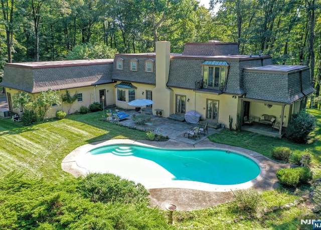 Property at 2 E Saddle River Rd, Saddle River, NJ 07458, 4 beds, 3.5 baths