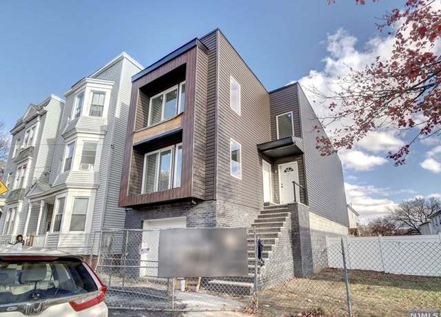 Property at 310 S 6th St, Newark, NJ 07103, 6 beds, 4.5 baths