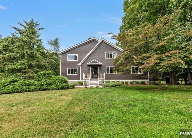 Property at 156 Deer Trl, Ramsey, NJ 07446, 4 beds, 2.5 baths