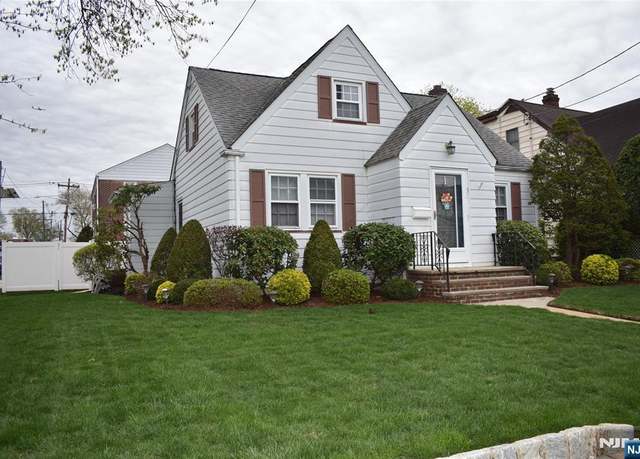Property at 30 Devon St, North Arlington, NJ 07031, 3 beds, 1.5 baths