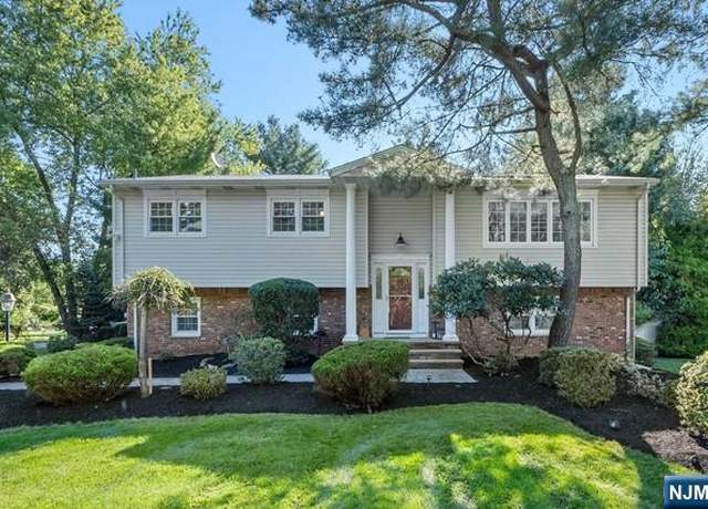 Property at 875 Westwood Ave, River Vale, NJ 07675, 4 beds, 2.5 baths