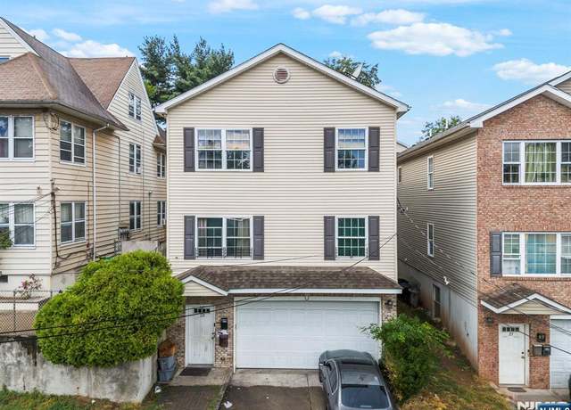 Property at 19-23 4th St, Paterson, NJ 07522, 6 beds, 5 baths