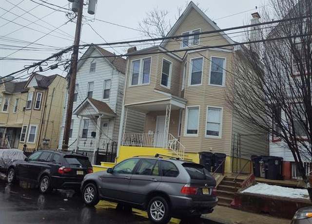 Property at 15 Highland Ave, Newark, NJ 07104, 7 beds, 2 baths
