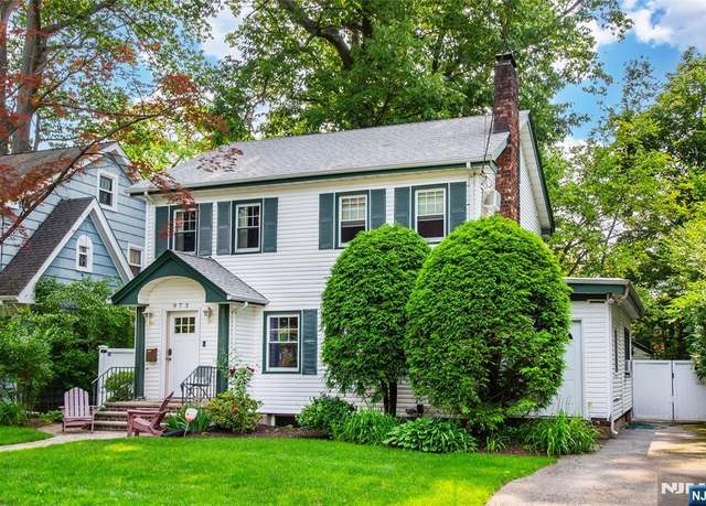 Property at 973 Garrison Ave, Teaneck, NJ 07666, 4 beds, 1.5 baths