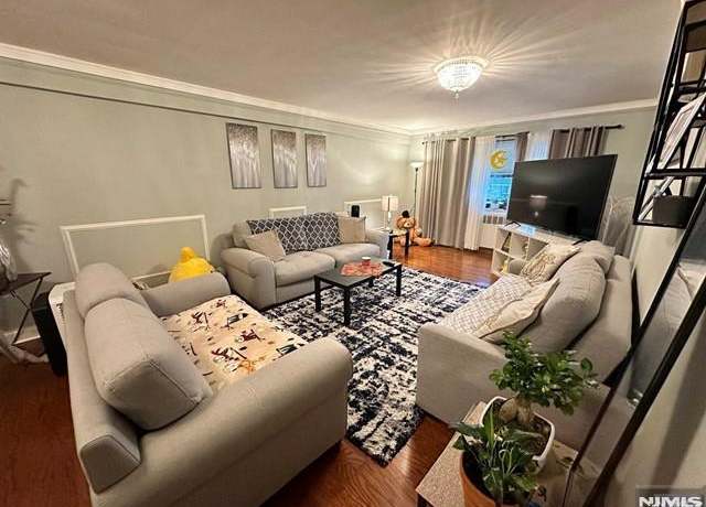 Property at 208 Anderson St Unit S5E, Hackensack, NJ 07601, 2 beds, 1 bath