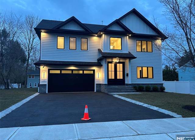 Property at 11 Columbus Ave, Closter, NJ 07624, 6 beds, 5 baths