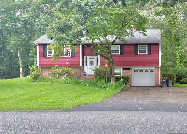 Property at 54 Alta Vista Dr, Ringwood, NJ 07456, 4 beds, 1.5 baths
