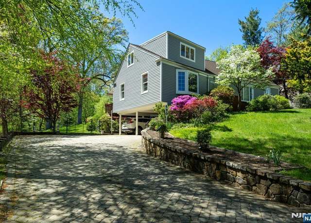 Property at 120 Somerset Rd, Norwood, NJ 07648, 4 beds, 3 baths