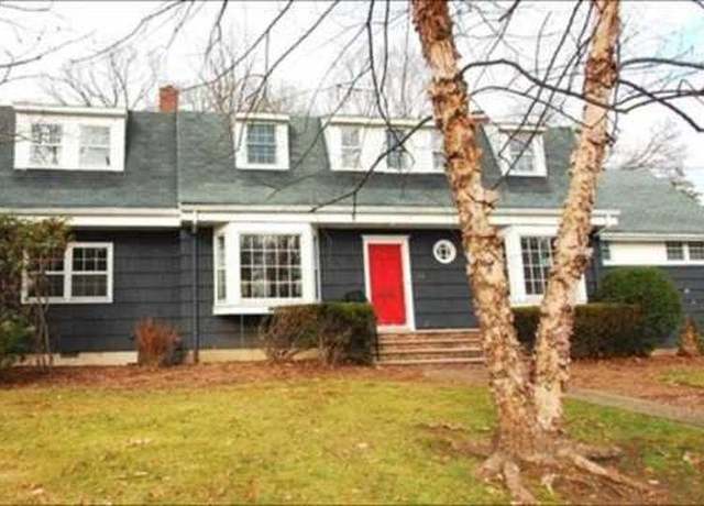 Property at 164 Mill St, Westwood, NJ 07675, 6 beds, 3.5 baths