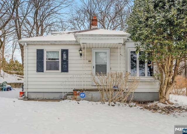 Property at 21 Fairview Ave, Hawthorne, NJ 07506, 4 beds, 2 baths