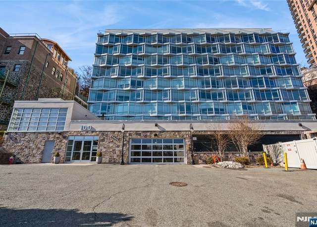 Property at 100 Thompson Ln Unit 8D, Edgewater, NJ 07020, 2 beds, 2.5 baths