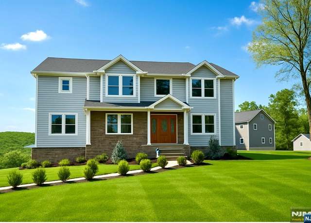 Property at 7 Burma Ct, West Milford, NJ 07480, 5 beds, 4.5 baths