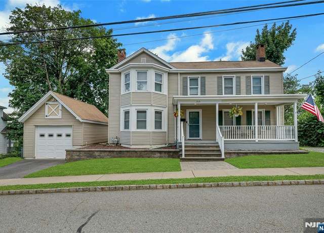 Property at 315 William St, Boonton Town, NJ 07005, 3 beds, 3.5 baths