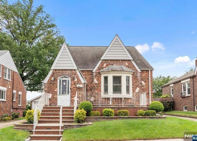 Property at 1221 Kelly St, Union, NJ 07083, 3 beds, 3 baths