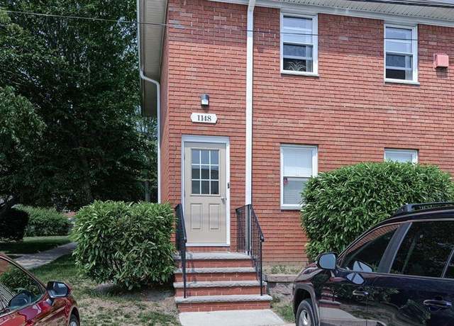 Property at 1148 Valley Rd Unit 2A, Wayne, NJ 07470, 2 beds, 1.5 baths