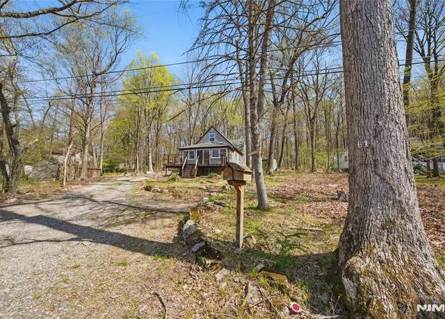 Property at 00 Estling Lake Rd, Denville Township, NJ 07834, 4 beds, 2 baths