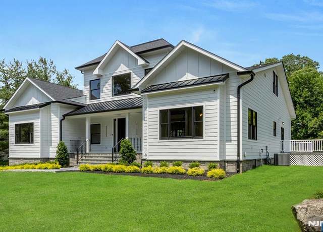 Property at 35 Lillian Ct, Ramsey, NJ 07446, 6 beds, 7 baths