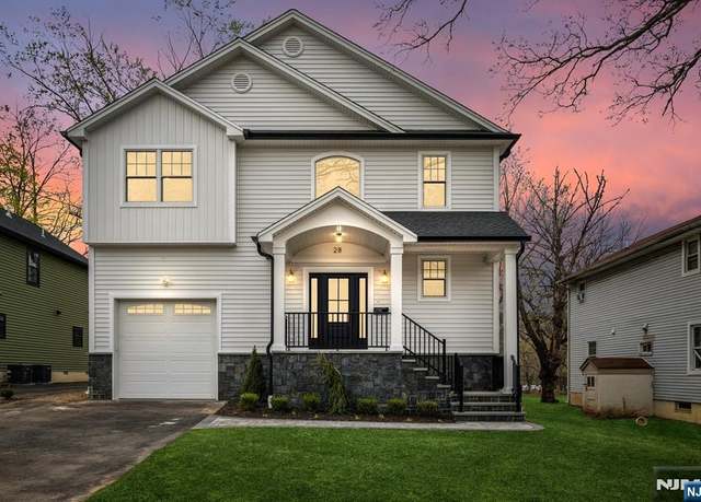 Property at 28 Avenue A, Mahwah, NJ 07430, 4 beds, 2.5 baths