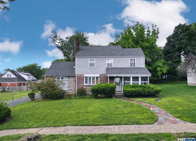 Property at 16 Vandelinda Ave, Teaneck, NJ 07666, 3 beds, 2.5 baths
