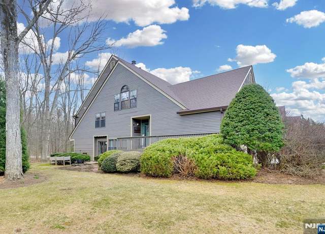 Property at 8 New Bedford Rd Unit A, West Milford, NJ 07480, 3 beds, 2.5 baths