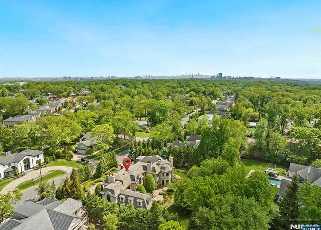 Property at 78 Roberts Rd, Englewood Cliffs, NJ 07632, 6 beds, 8.5 baths