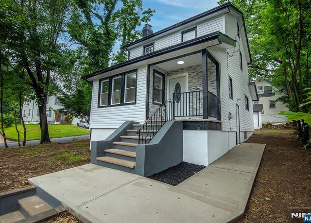 Property at 1470 Gaylord Ter, Teaneck, NJ 07666, 3 beds, 2 baths