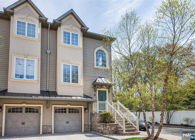 Property at 1 Glen Rock Sq Unit B1, Glen Rock, NJ 07452, 2 beds, 2.5 baths