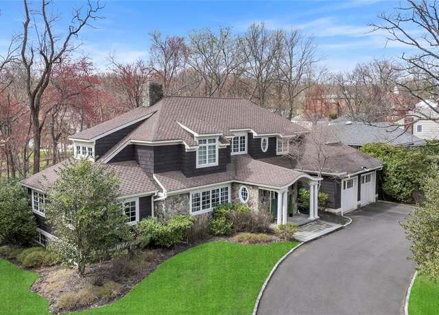 Property at 293 Lupine Way, Millburn, NJ 07078, 6 beds, 4.5 baths