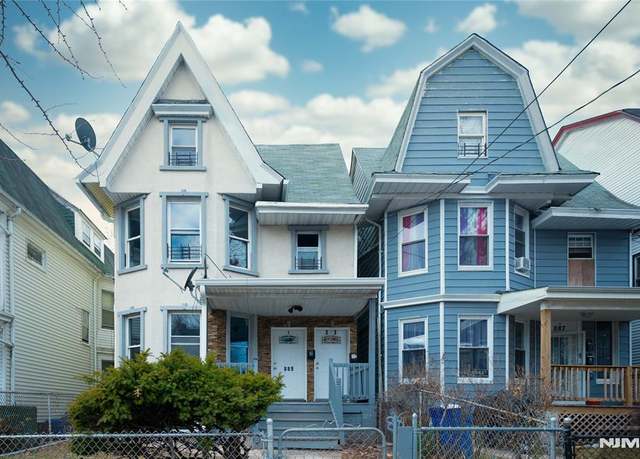 Property at 889 16th St, Newark, NJ 07108, 7 beds, 4 baths