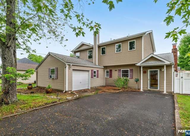Property at 33 Dogwood Ln, Emerson, NJ 07630, 5 beds, 3 baths