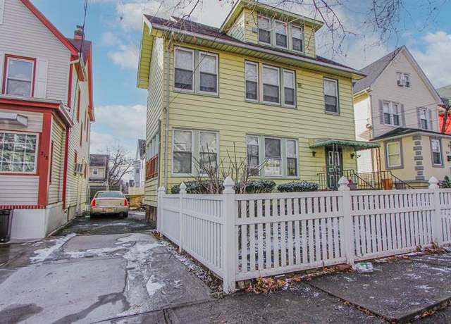 Property at 222 Weequahic Ave, Newark, NJ 07112, 5 beds, 3 baths