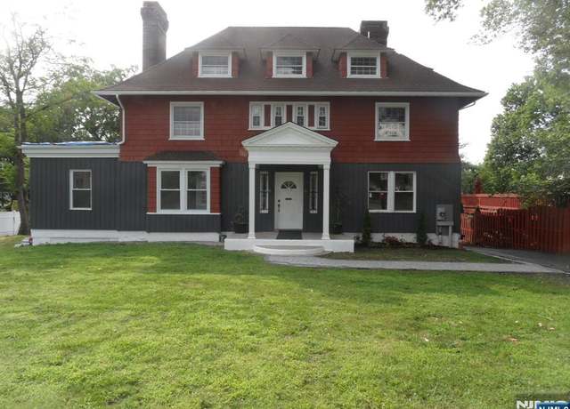 Property at 135 Munn Ave, East Orange, NJ 07018, 7 beds, 4.5 baths
