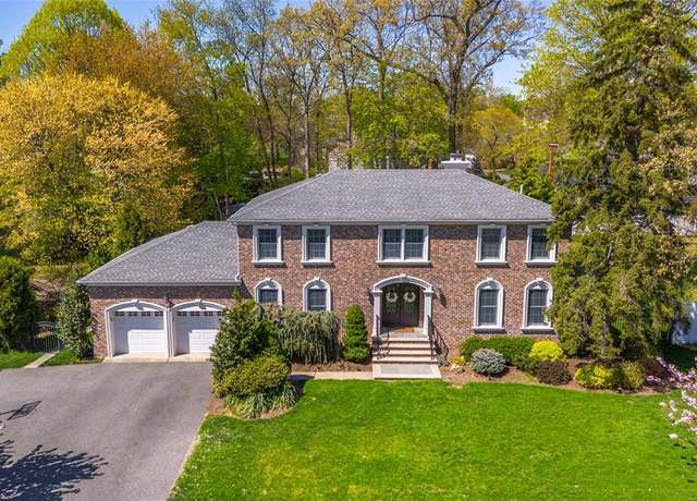 Property at 11 Hubbardton Rd, Wayne, NJ 07470, 4 beds, 3 baths