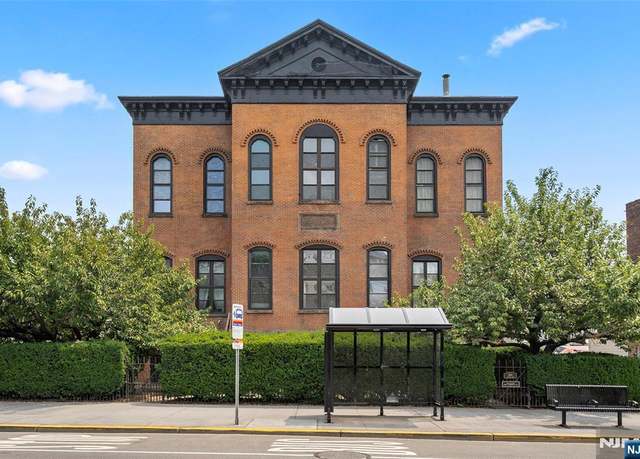 Property at 464 Central Ave Unit A5, Jersey City, NJ 07307, 1 bed, 1 bath