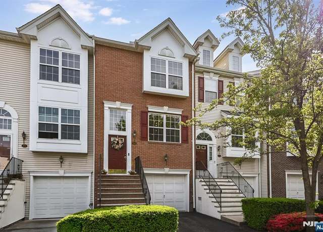 Property at 213 Cheshire Ct, Nutley, NJ 07110, 2 beds, 2.5 baths