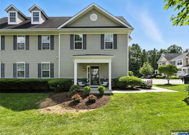 Property at 1 Burdett Ln #25, Verona, NJ 07044, 2 beds, 3.5 baths