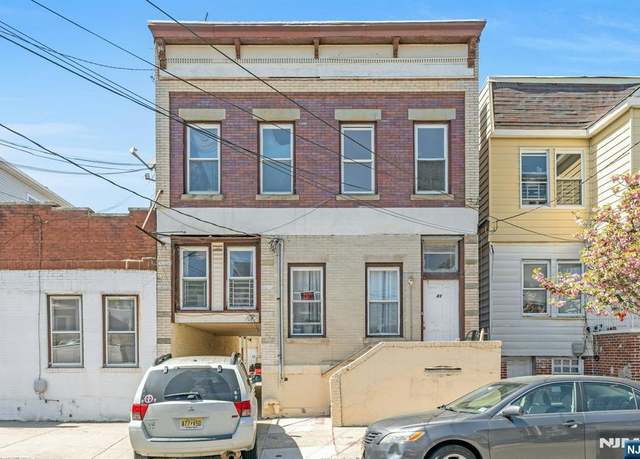 Property at 41 Heckel St, Belleville, NJ 07109, 3 beds, 3 baths