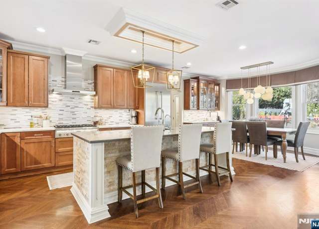 Property at 1160 Washington Ave, Twp Of Washington, NJ 07676, 5 beds, 4.5 baths