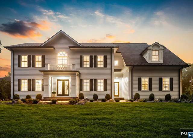 Property at 8 Elbert St, Ramsey, NJ 07446, 6 beds, 6.5 baths