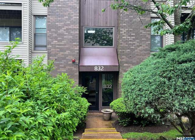 Property at 832 Main St, Belleville, NJ 07109, 1 bed, 1 bath