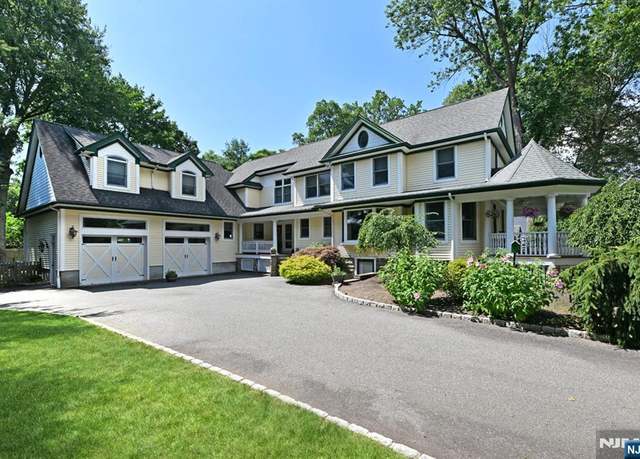 Property at 39 Magnolia Ave, Hillsdale, NJ 07642, 5 beds, 4.5 baths