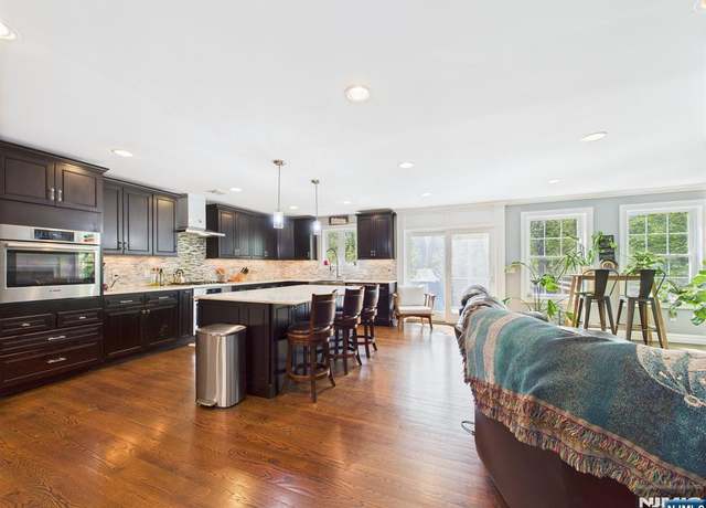 Property at 1838 Ivy Ct, Teaneck, NJ 07666, 4 beds, 3.5 baths