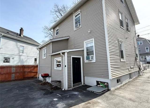 Property at 69-71 Valley St, Newark, NJ 07106, 3 beds, 2 baths