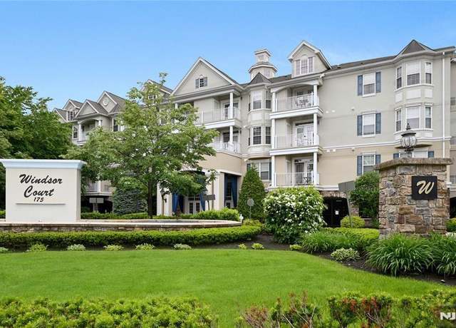 Property at 175 Rochelle Ave #309, Rochelle Park, NJ 07662, 1 bed, 2 baths