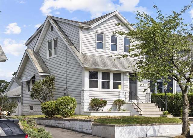 Property at 27 King Pl, Belleville, NJ 07109, 3 beds, 3 baths