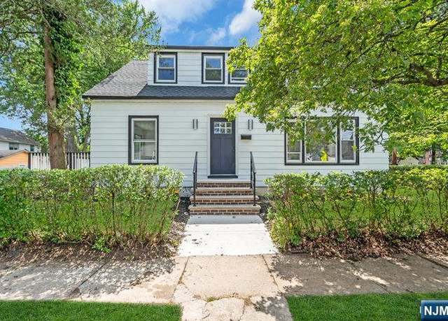 Property at 132 Garfield Pl, Maplewood, NJ 07040, 5 beds, 3 baths